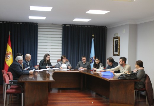 Lousame aproba por unanimidade reintegrar en dez anos os 130.000 euros da liquidación da Participación nos Tributos do Estado de 2013